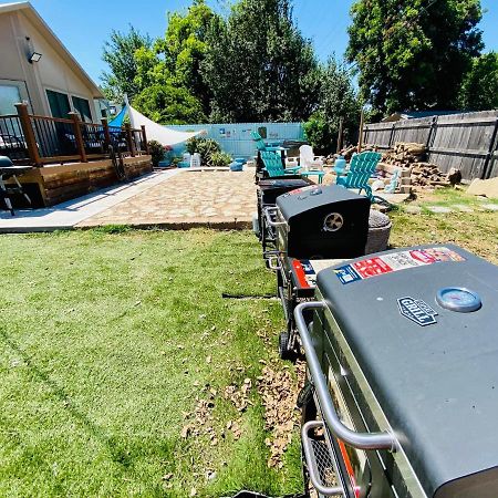 1 Mile To Fort Sill! The Carolebelle Cottage Sleeps 8 With Hottub,Grills,Firepit Лоутън Екстериор снимка
