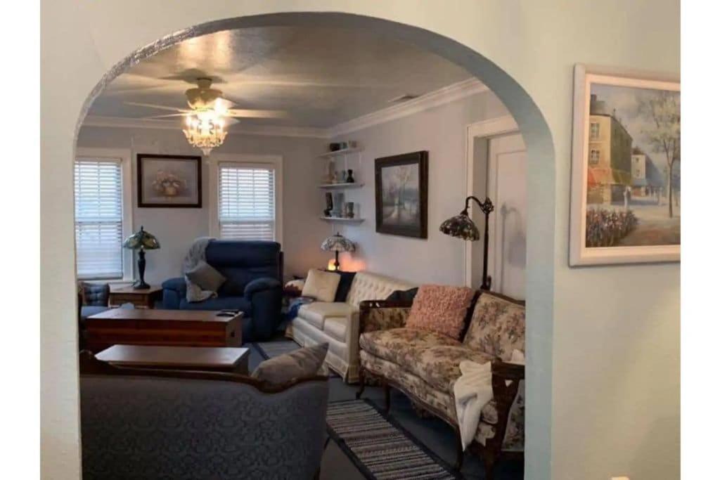 1 Mile To Fort Sill! The Carolebelle Cottage Sleeps 8 With Hottub,Grills,Firepit Лоутън Екстериор снимка