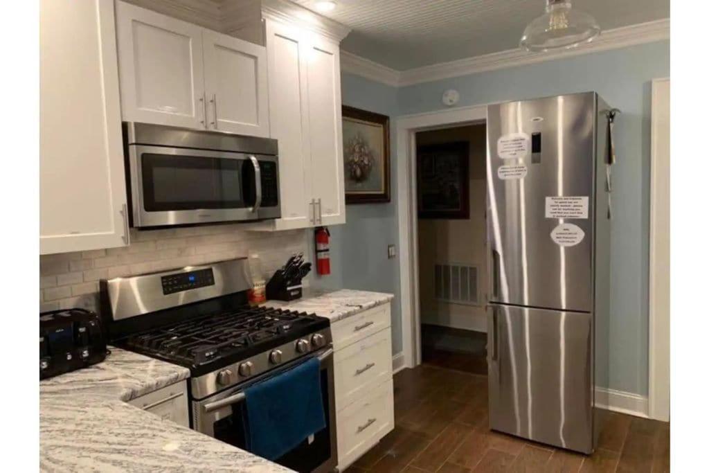 1 Mile To Fort Sill! The Carolebelle Cottage Sleeps 8 With Hottub,Grills,Firepit Лоутън Екстериор снимка